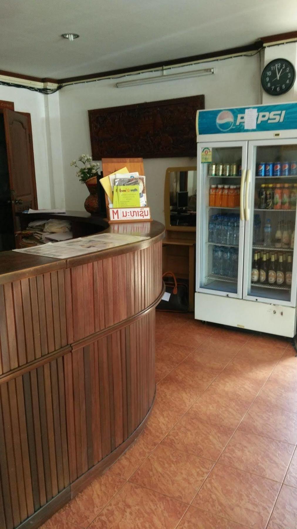 Chanthasom Guesthouse Ban Nongdouang المظهر الخارجي الصورة