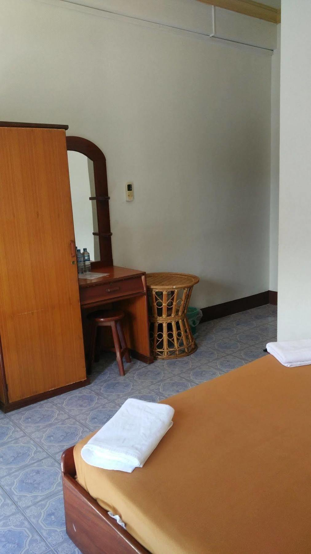Chanthasom Guesthouse Ban Nongdouang المظهر الخارجي الصورة